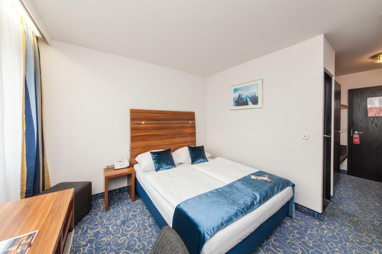 Hotel Strohgaeu Korntal-Muenchingen Luaran gambar